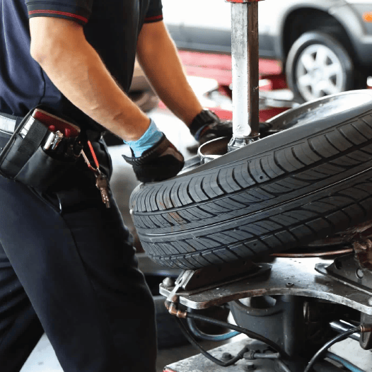 Quick-fix with Mobile tyre repair near me